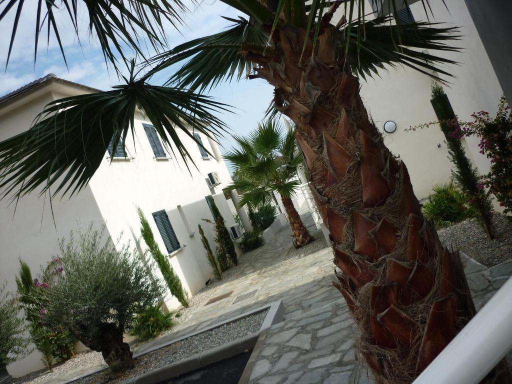 Residence Marea Resort Santa Lucia di Moriani Bagian luar foto